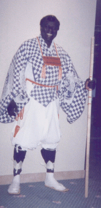 Traje Yamabushi